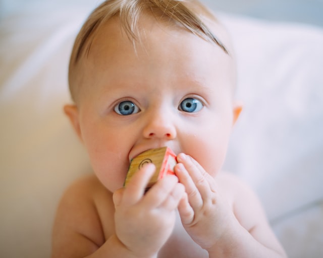 Baby Melody - Baby eating food